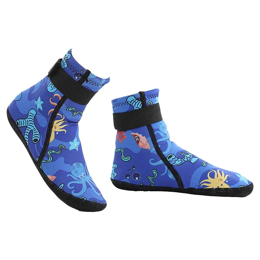 Kids Neoprene Water Socks for Swimming and Diving Adjustable Anti-slip Sand Socks Keep Warm and Protected - Evallys.com