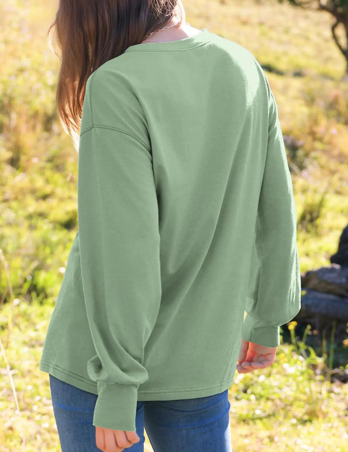 WIHOLL Womens Long Sleeve Shirts Fall Tops Casual Crewneck Loose with Pocket Trendy Clothes Balmy Green Small - Evallys.com # #