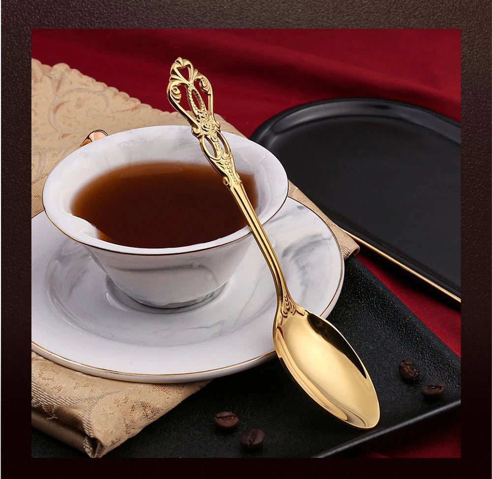 24pcs Cutlery Set Gold Dinnerware Stainless Steel Royal Spoon Forks Knives Kitchen Western Dinner Silverware Tableware Gift