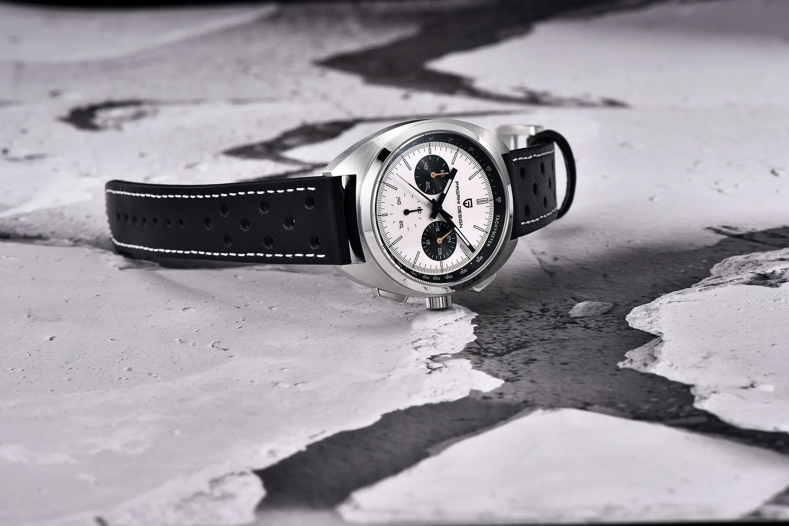 PAGANI DESIGN 2024 New Panda Dial Men Watches Luxury Quartz Watch For Men Japan VK63 Sport Chronograph Sapphire glass Wristwatch - Evallys.com