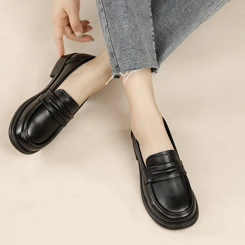 Women’s Casual Loafers – Slip-On Leather Flats & Lightweight Walking Shoes - Evallys.com