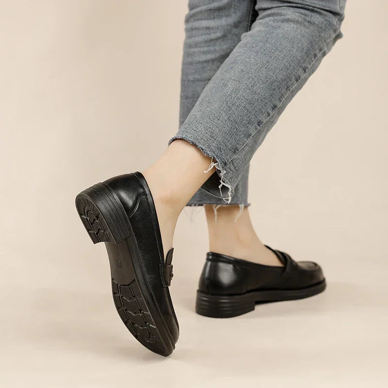 Women’s Casual Loafers – Slip-On Leather Flats & Lightweight Walking Shoes - Evallys.com