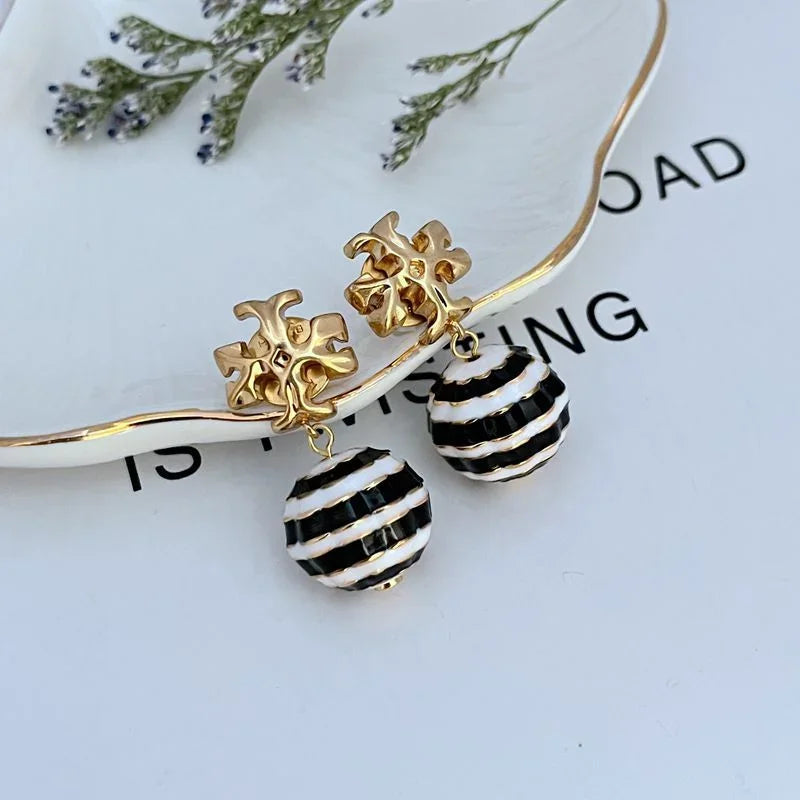 Vintage Flower Spherical Stud Earrings, Niche Tassel Girl Earrings, High-end Anti-allergy Earrings for Women 2025 Fashion New - Evallys.com