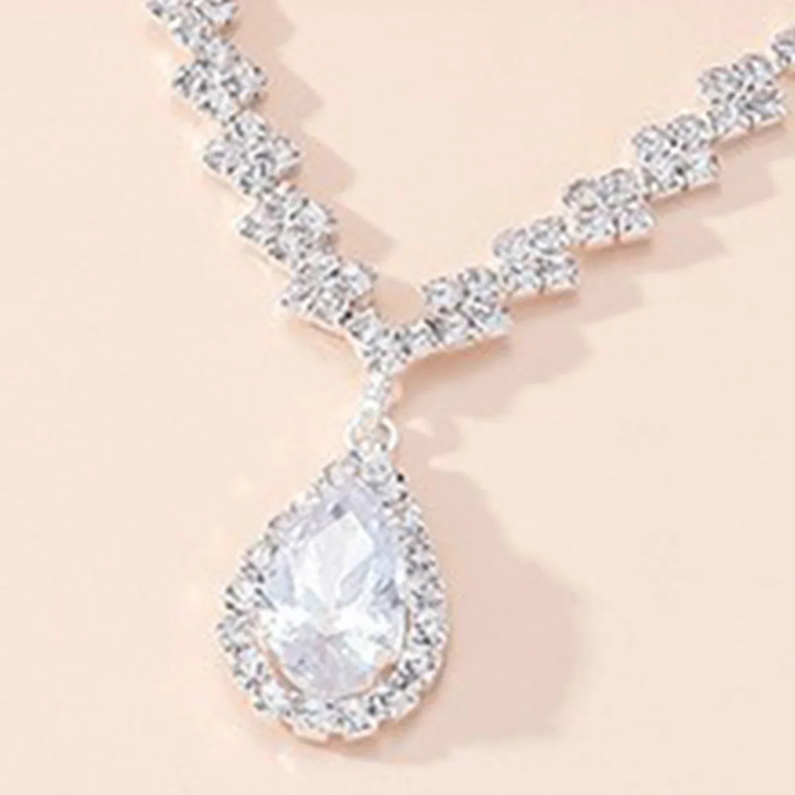 Wedding Season Women's Fashion Droplet Necklace and Earring Set Banquet Party Accessories - Evallys.com
