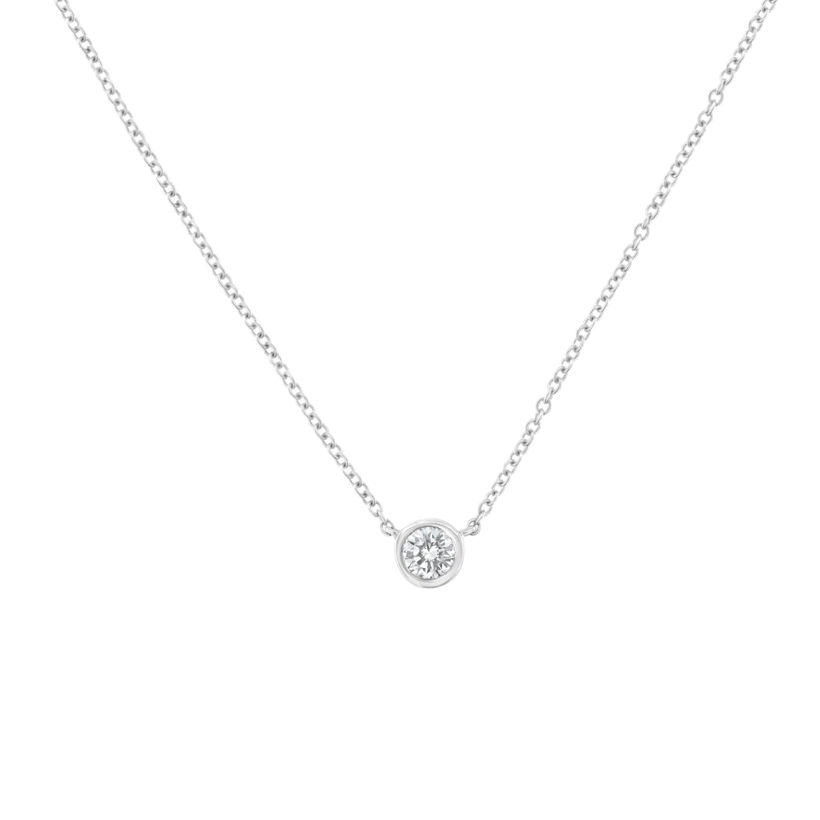 10K Gold 0.16 Carat Diamond Classic Bezel-Set Solitaire Pendant Necklace with 16