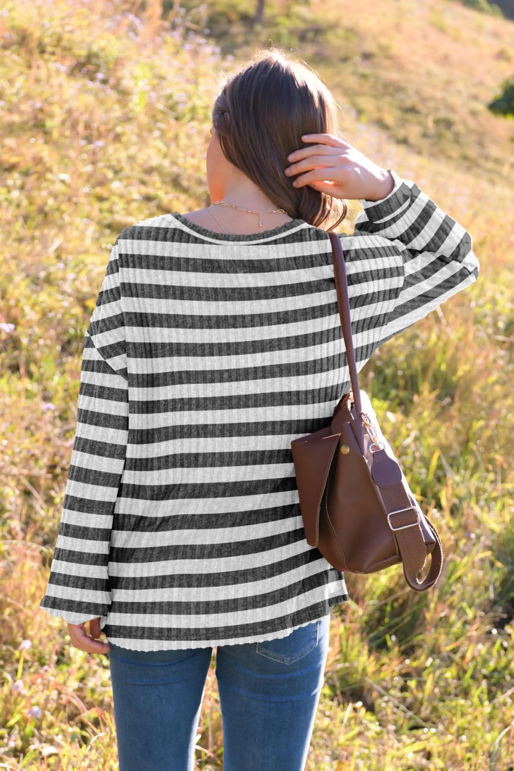 WIHOLL Long Sleeve Shirts for Women Loose Fit Casual Crewneck Tunic Tops Fall Fashion Pullover Sweaters Side Split Striped-grey Medium - Evallys.com # #