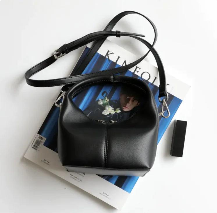 Nomad Dumpling Crossbody - Evallys.com # #