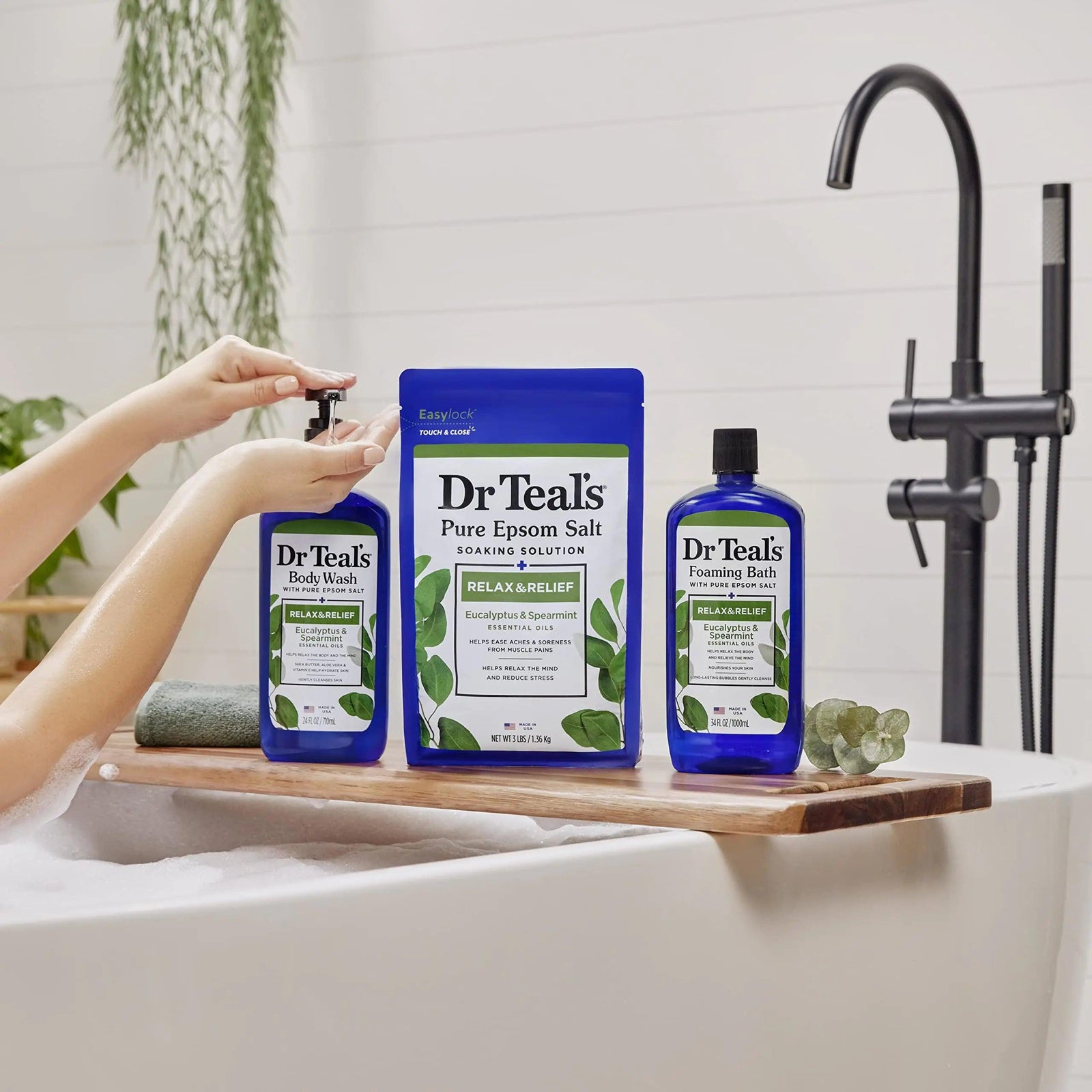 Dr Teal's Foaming Bath with Pure Epsom Salt, Relax & Relief with Eucalyptus & Spearmint, 34 fl oz (Pack of 4) (Packaging May Vary) - Evallys.com # #