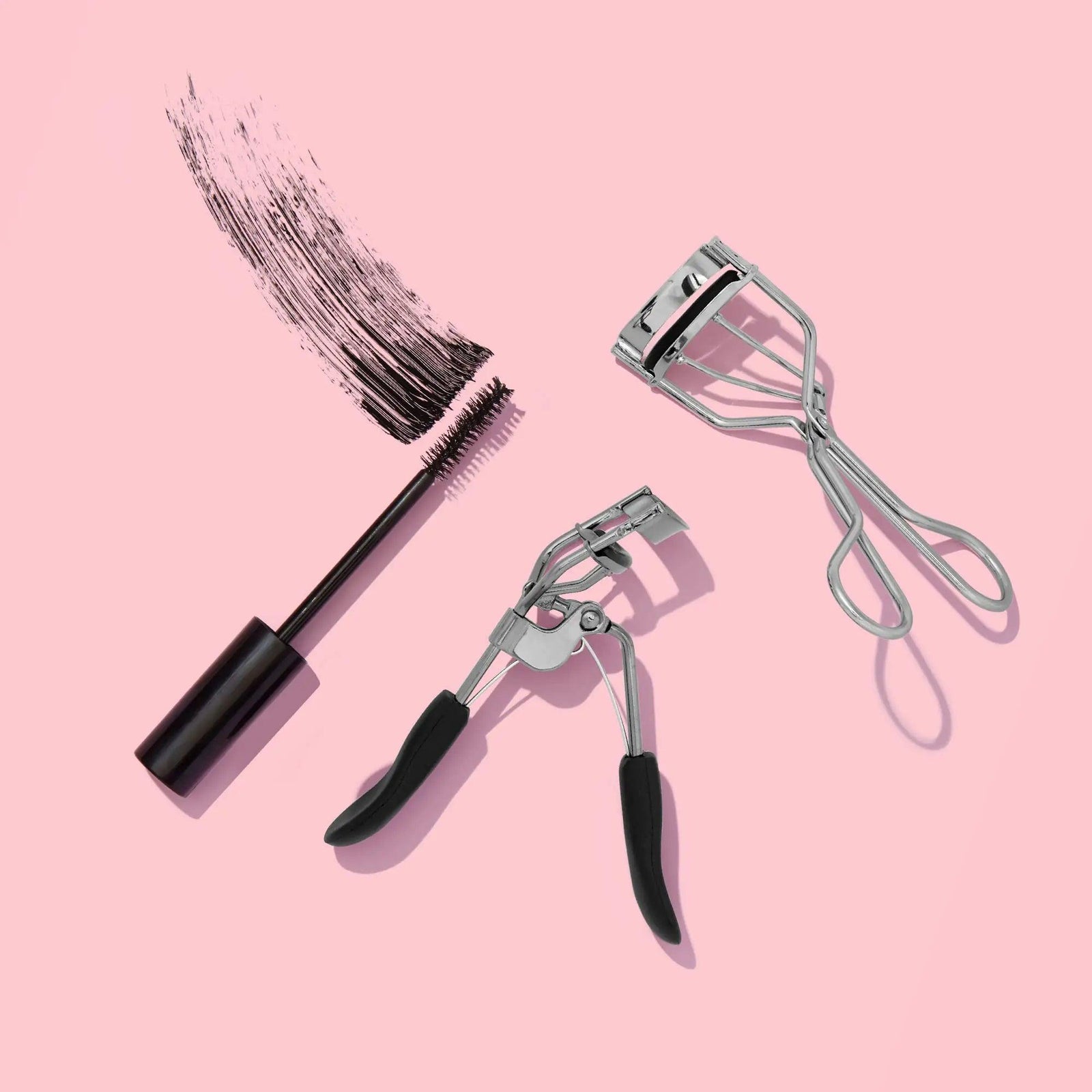 e.l.f. Pro Eyelash Curler, Vegan Makeup Tool, Creates Eye-Opening & Lifted Lashes, Lash Curler Includes Additional Rubber Replacement Pad - Evallys.com # #