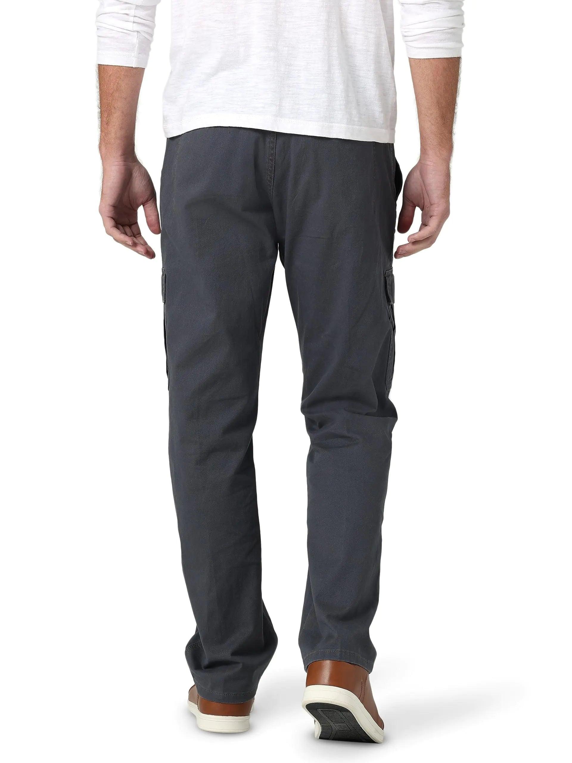 Wrangler Authentics Men's Relaxed Fit Stretch Cargo Pant 35W x 32L Anthracite Twill - Evallys.com # #