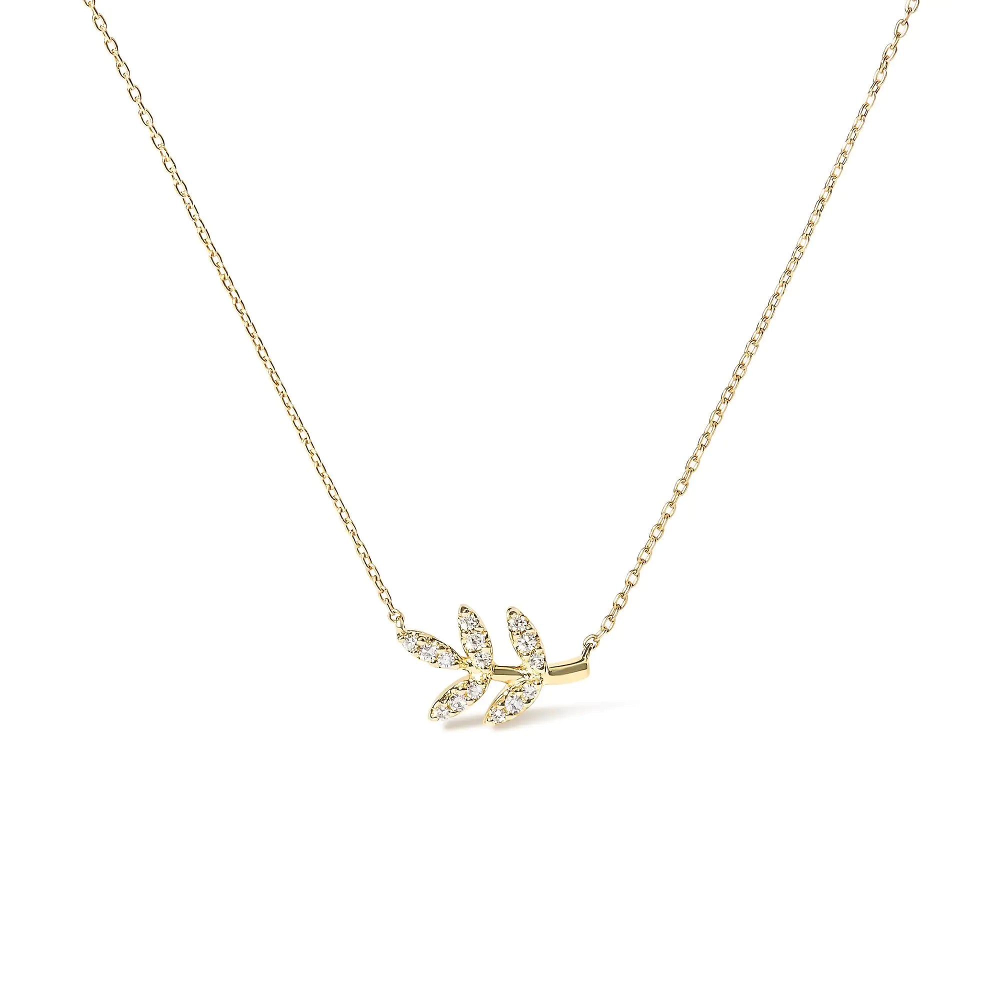 10K Yellow Gold 1/10 Cttw Diamond Leaf and Branch 18" Pendant Necklace (H-I Color, I1-I2 Clarity) - Evallys.com # #